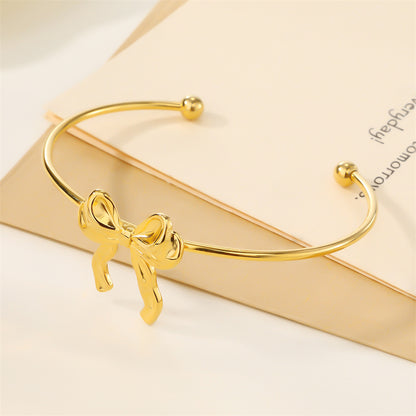 Chic Bow Bangle