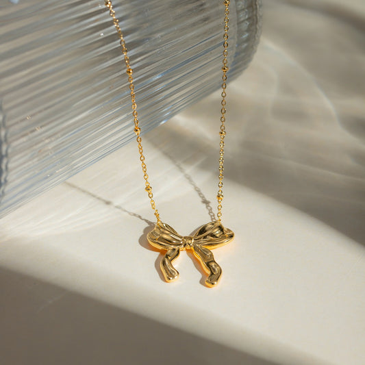 Eternal Bow Necklace